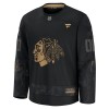 Chicago Blackhawks Dresy Personalizované Fanatics Military Appreciation Practice 2024-25 Černá - Pánské
